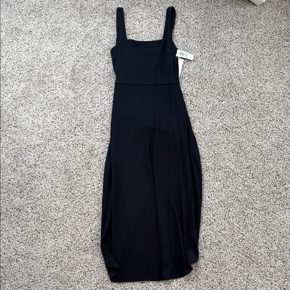 Aritzia Black midi dress - Picture 2 of 3